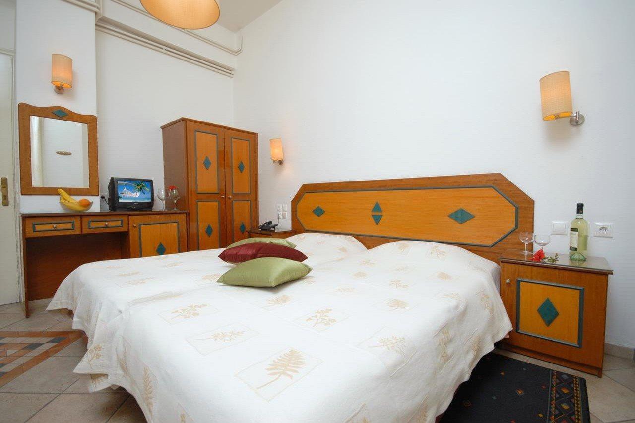 Barbouni Hotel&Studios Naxos City Esterno foto
