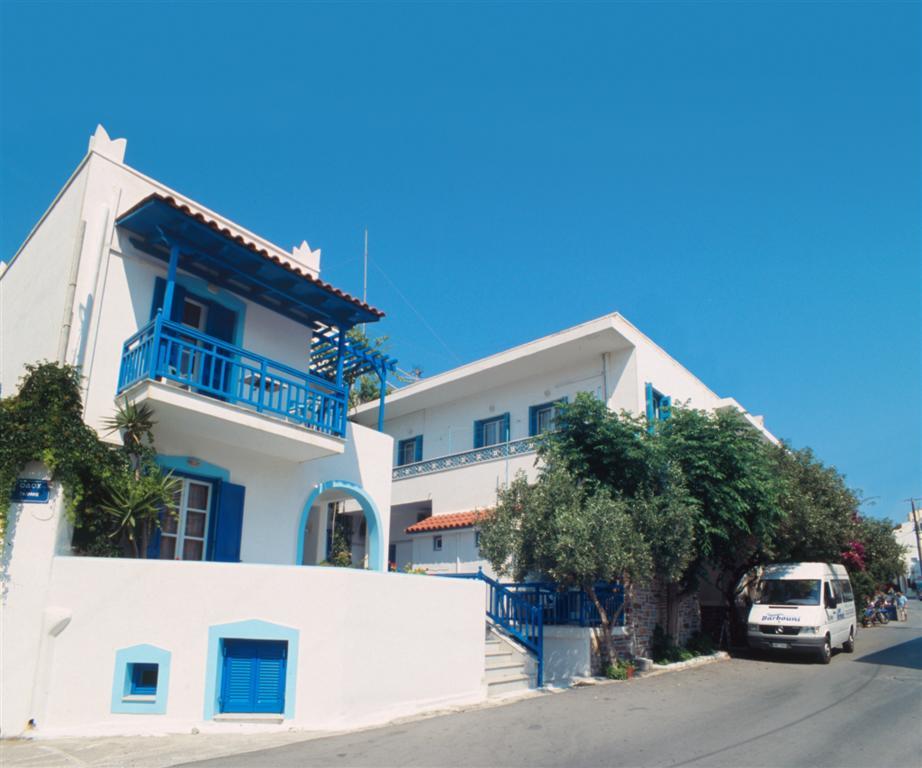 Barbouni Hotel&Studios Naxos City Esterno foto