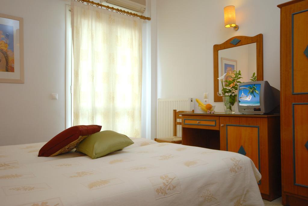 Barbouni Hotel&Studios Naxos City Esterno foto