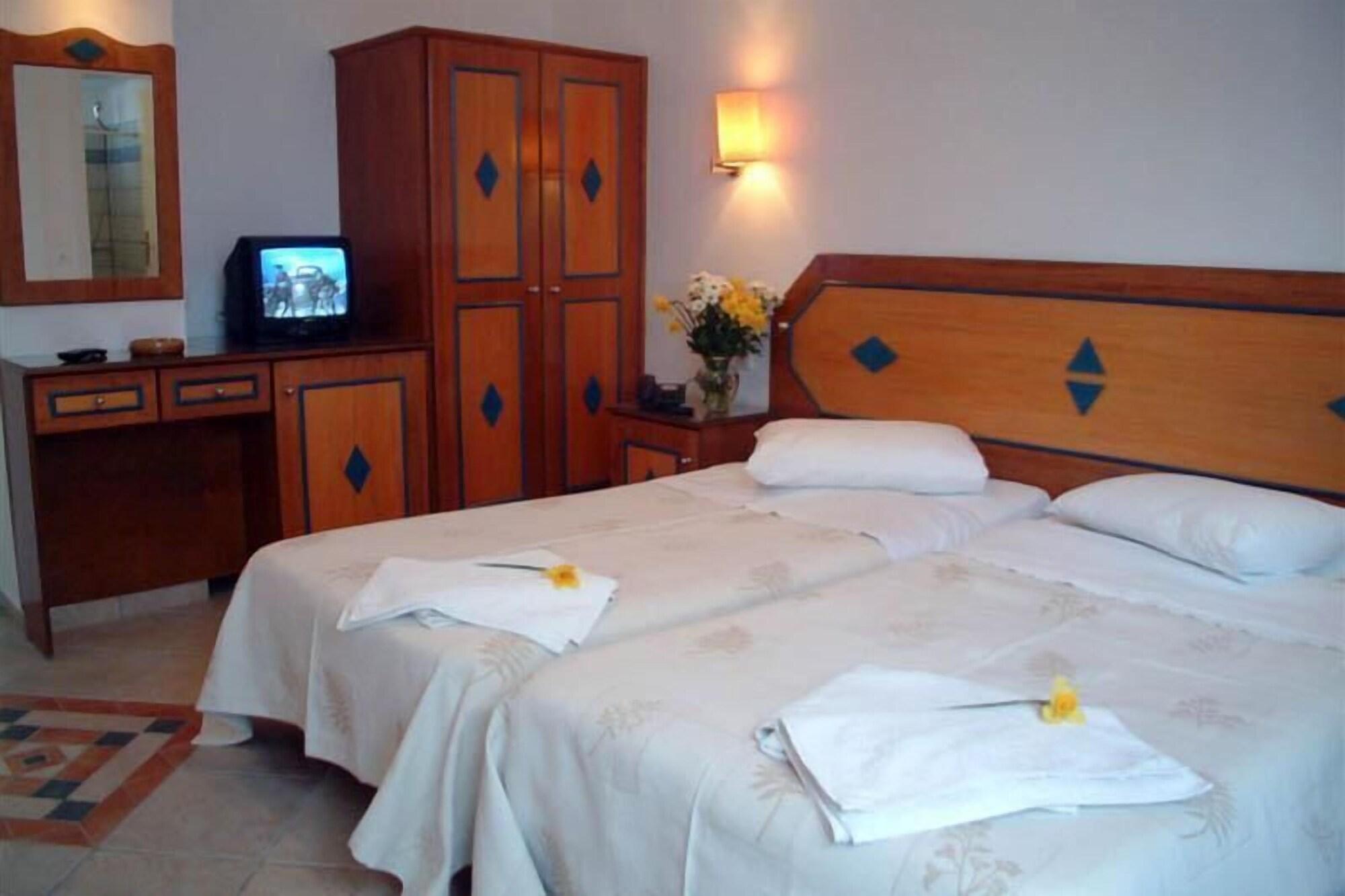 Barbouni Hotel&Studios Naxos City Esterno foto