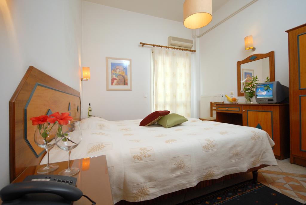Barbouni Hotel&Studios Naxos City Esterno foto