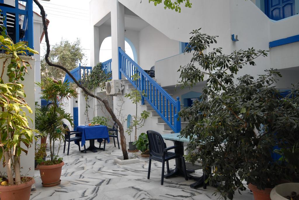 Barbouni Hotel&Studios Naxos City Esterno foto